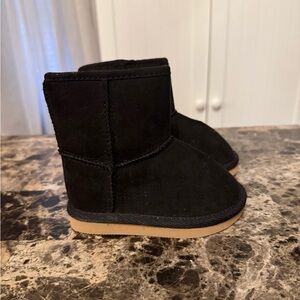 Toddler Black Boots